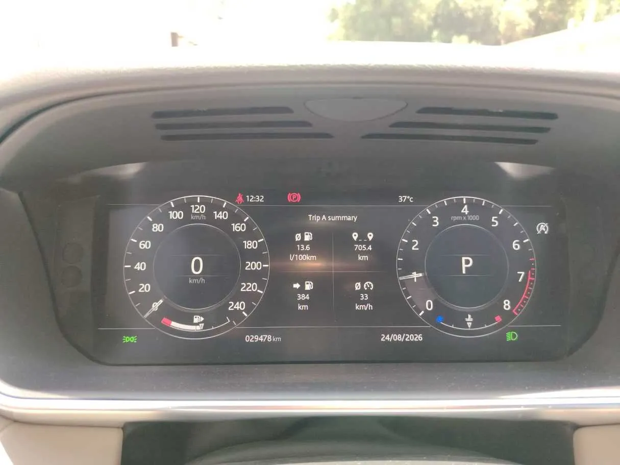 Car image 31