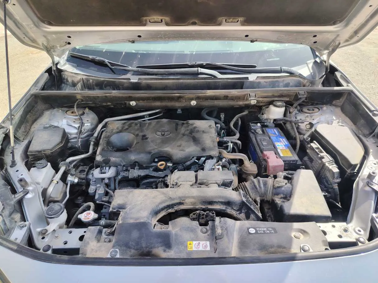 Car image 32