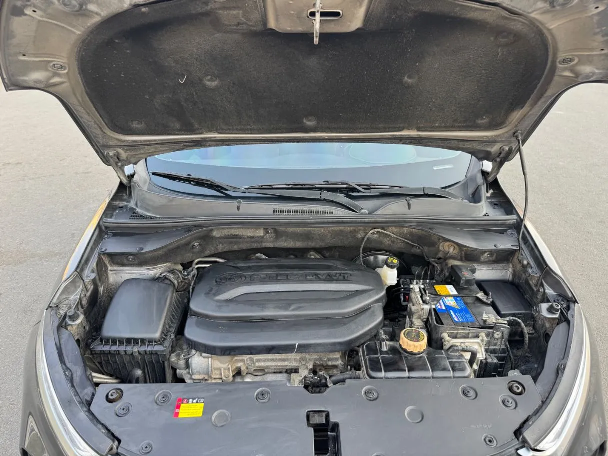 Car image 29