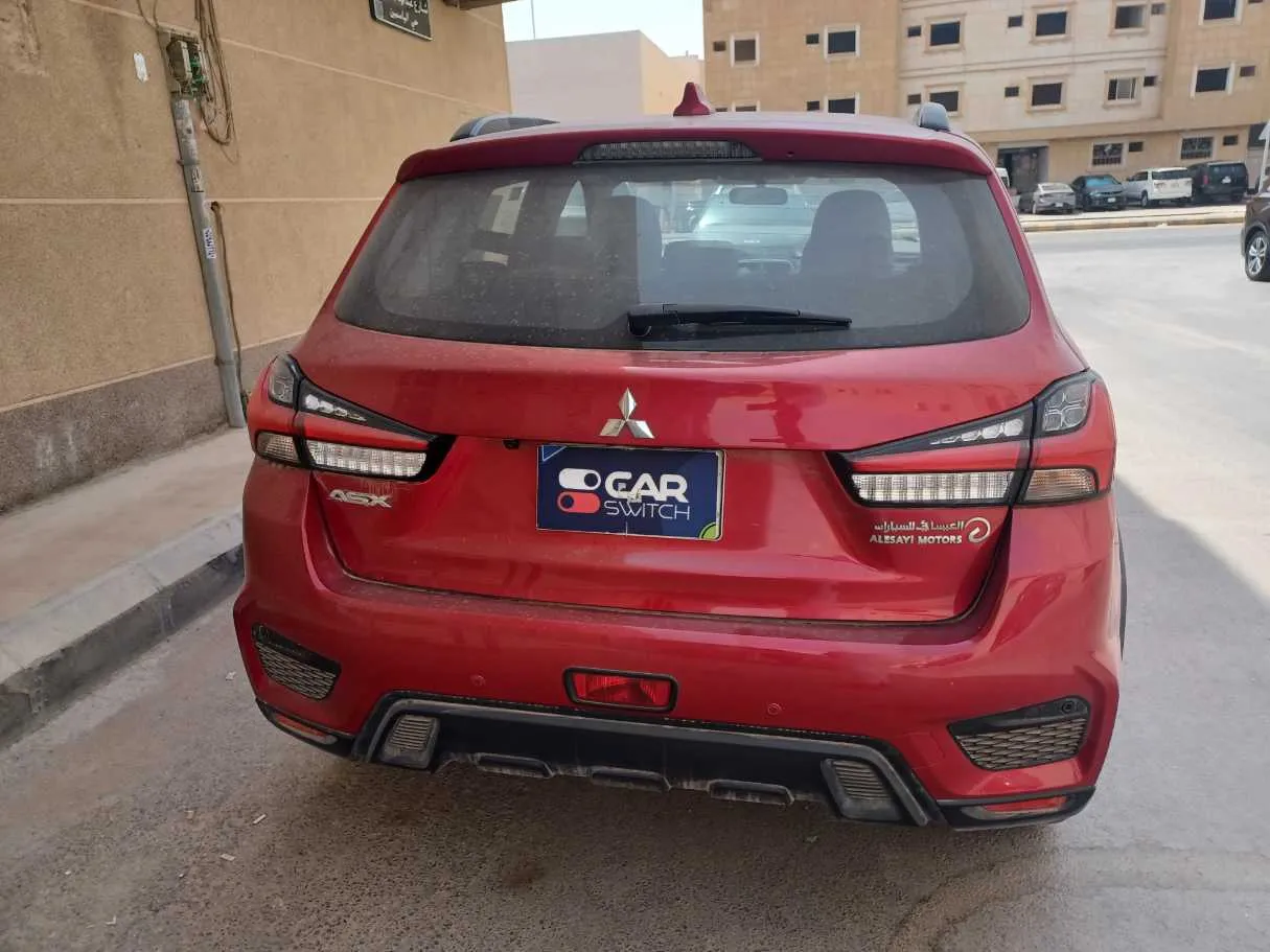 Car image 6