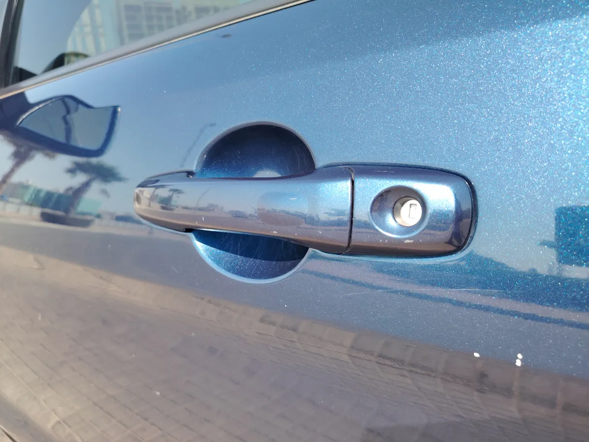 Car image 27