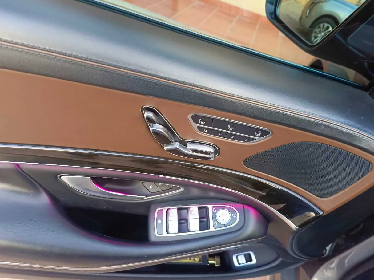 Car image 35