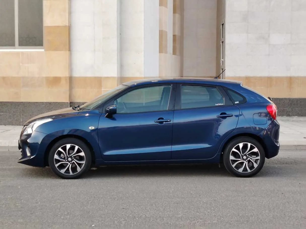 Car image 8