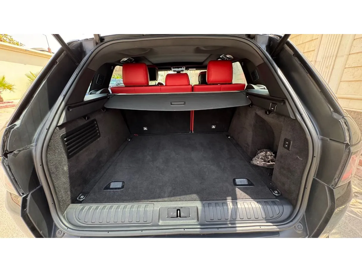 Car image 22
