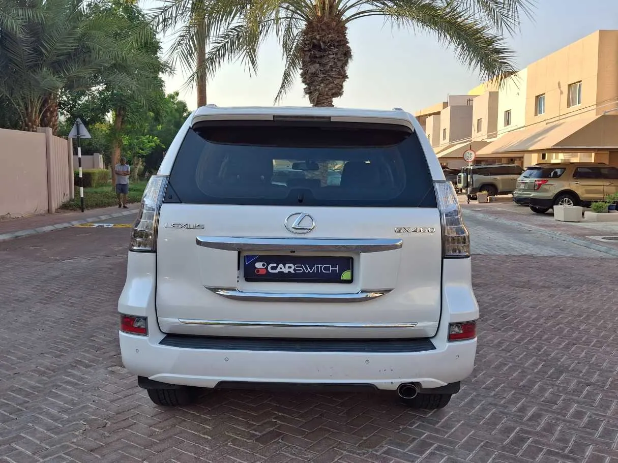 Car image 6