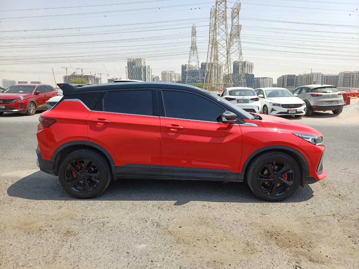Car image 8