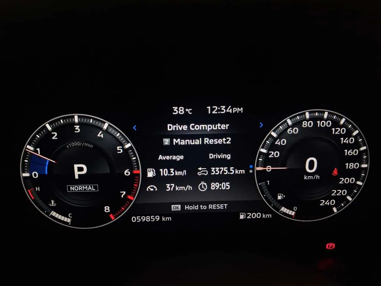 Car image 19