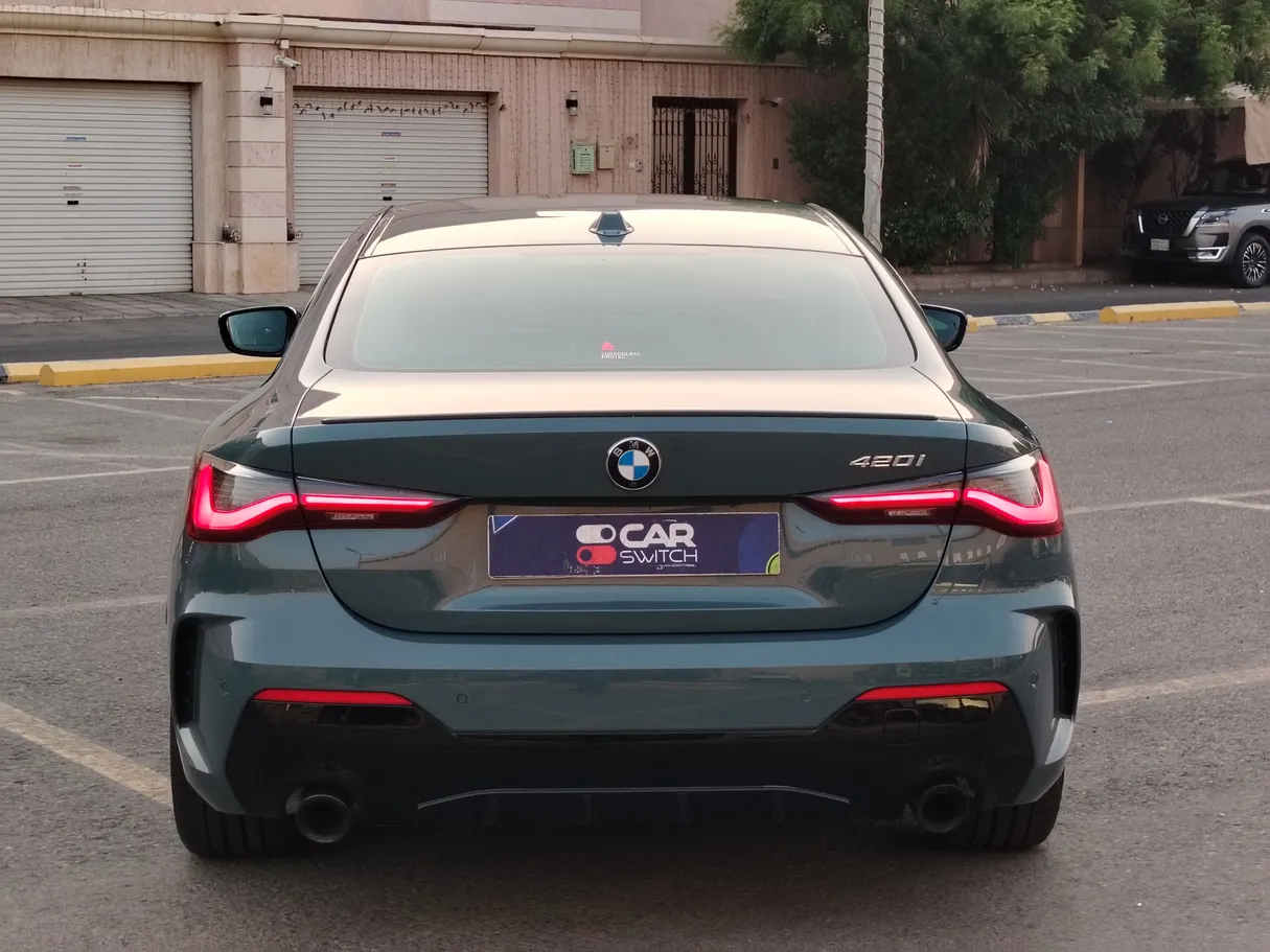 Car image 5