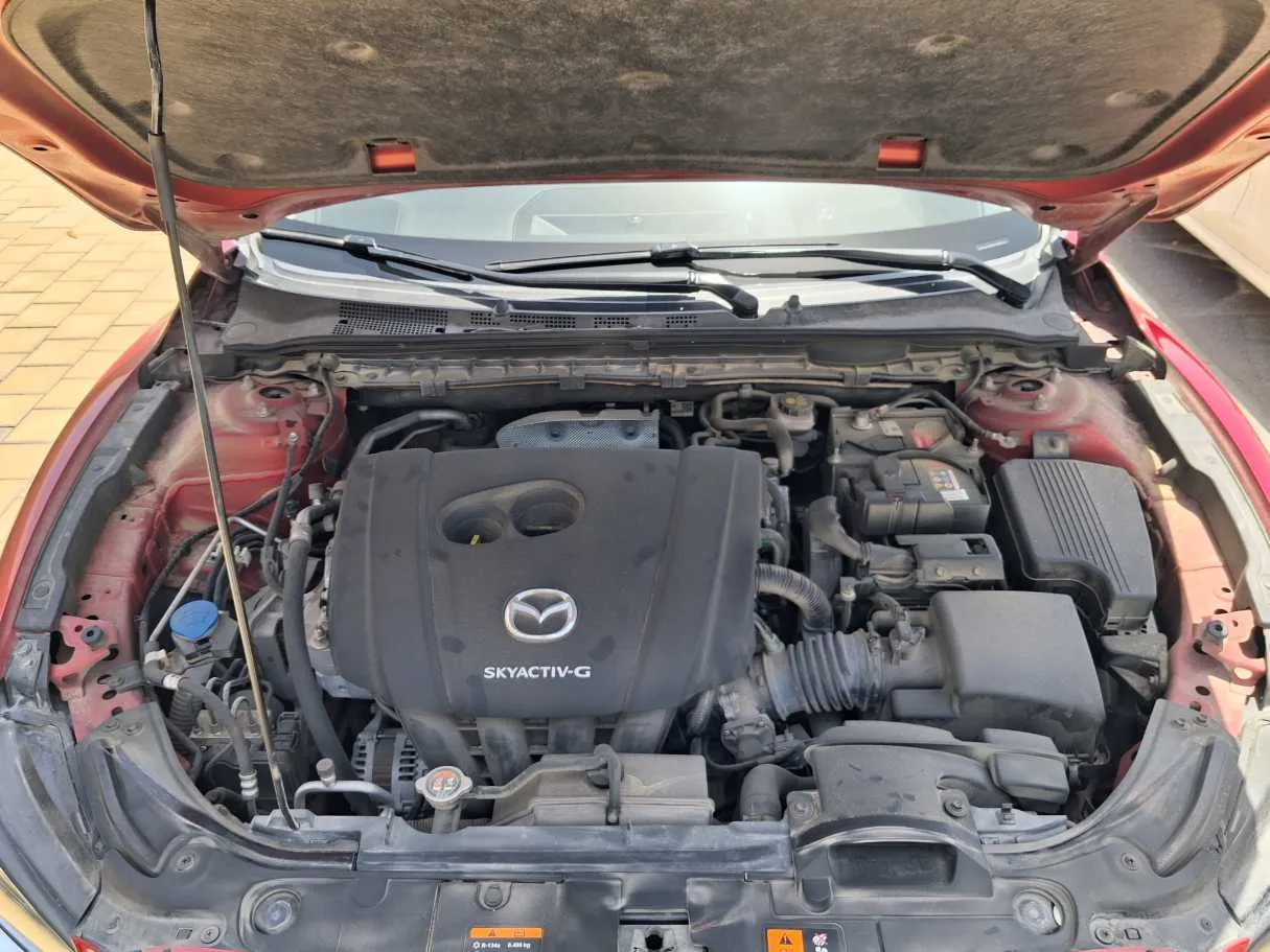 Car image 21