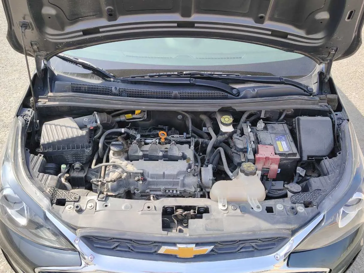 Car image 26