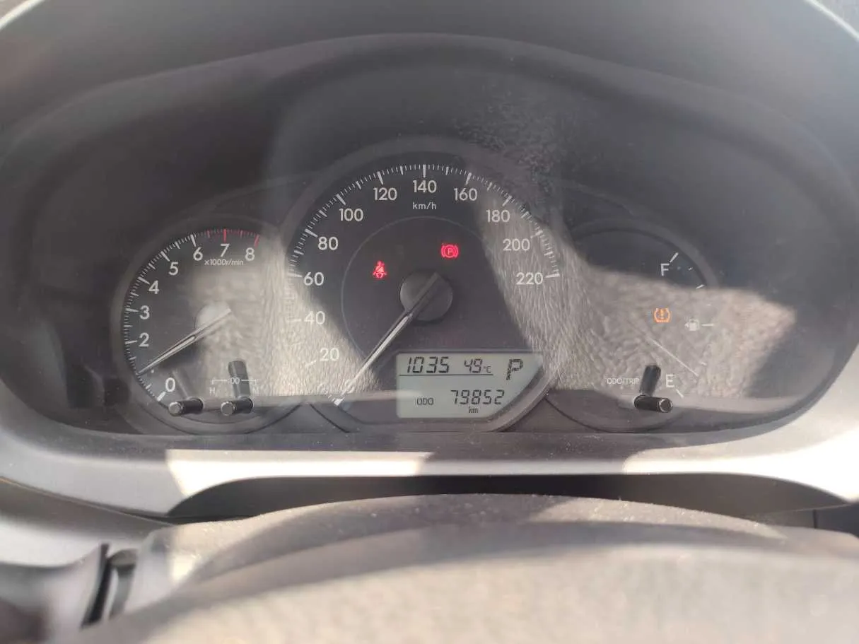 Car image 23