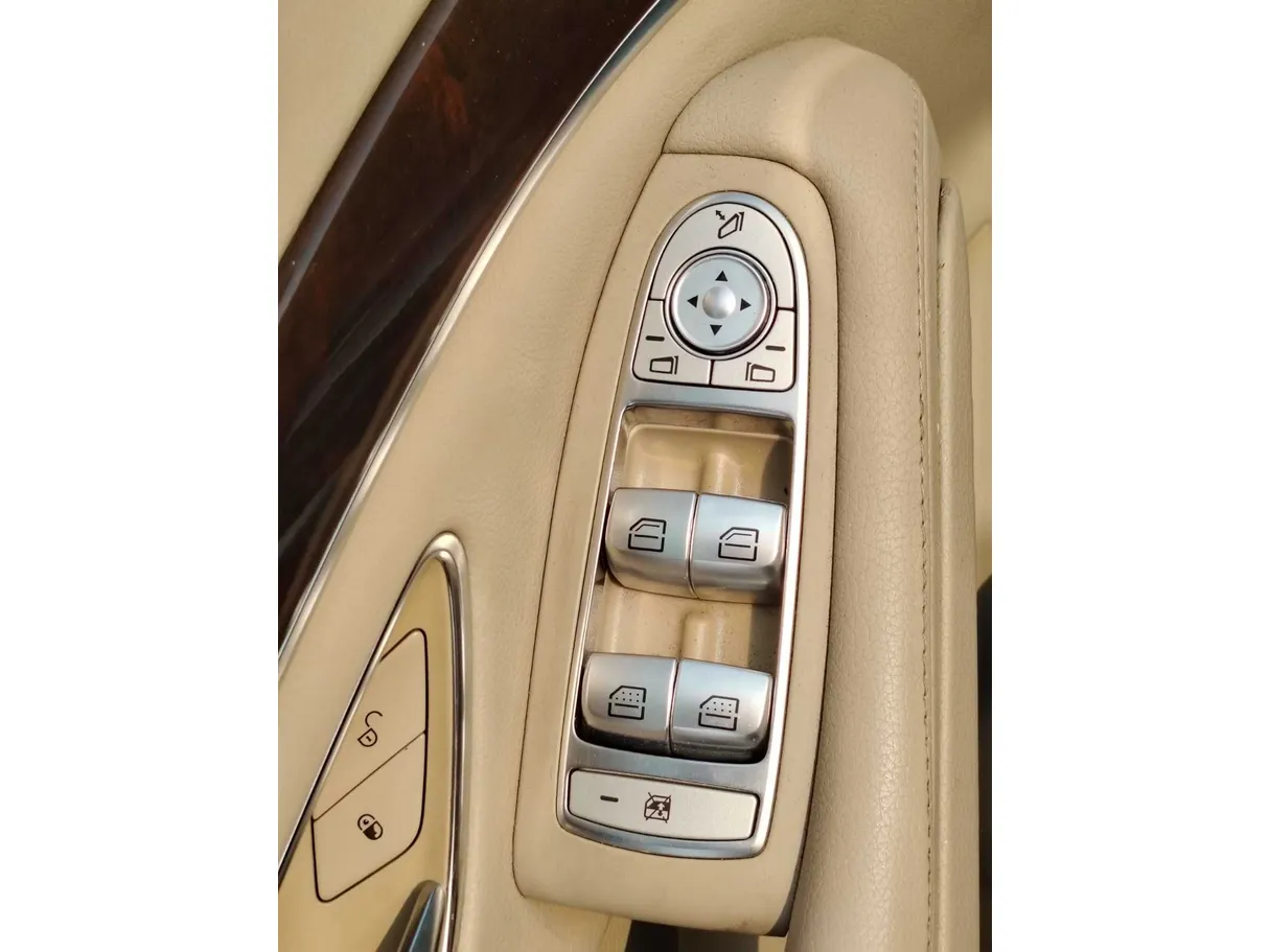 Car image 31