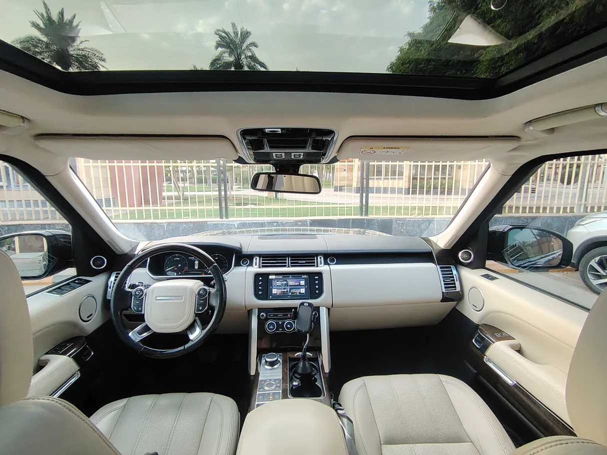 Car image 20