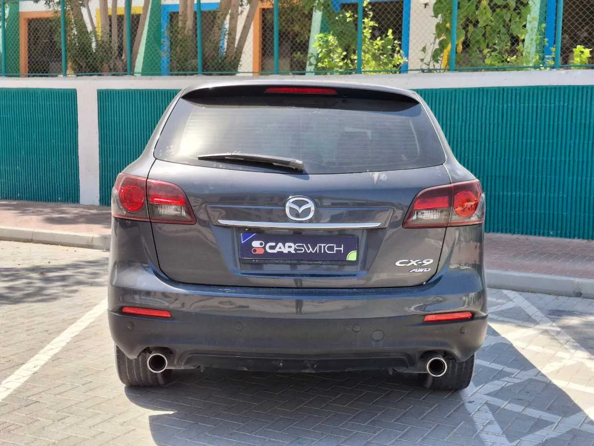 Car image 6