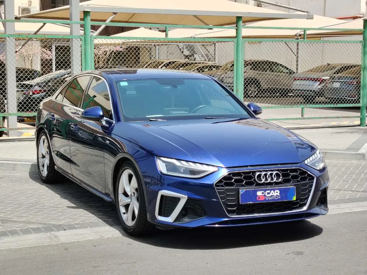Car image 3