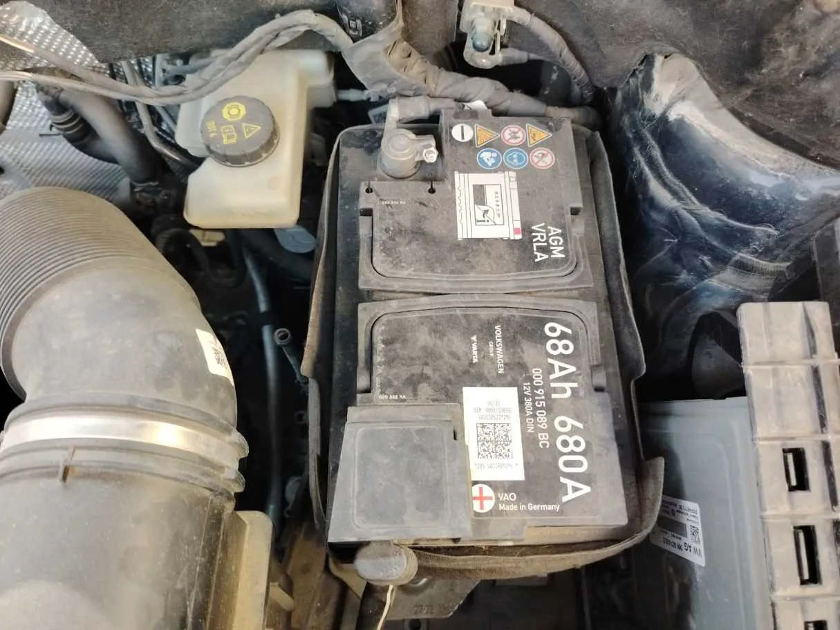 Car image 48