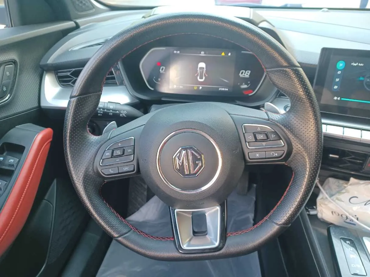 Car image 17