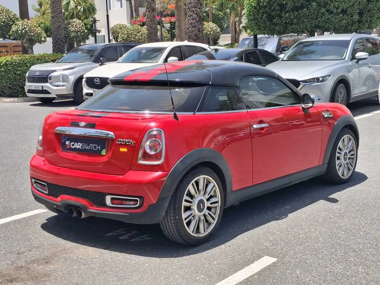 Car image 5