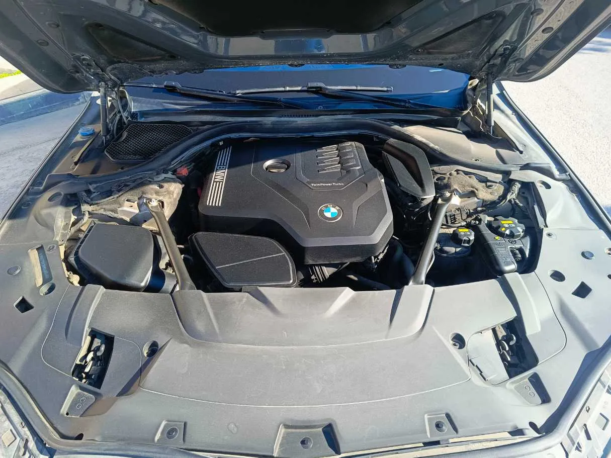 Car image 37