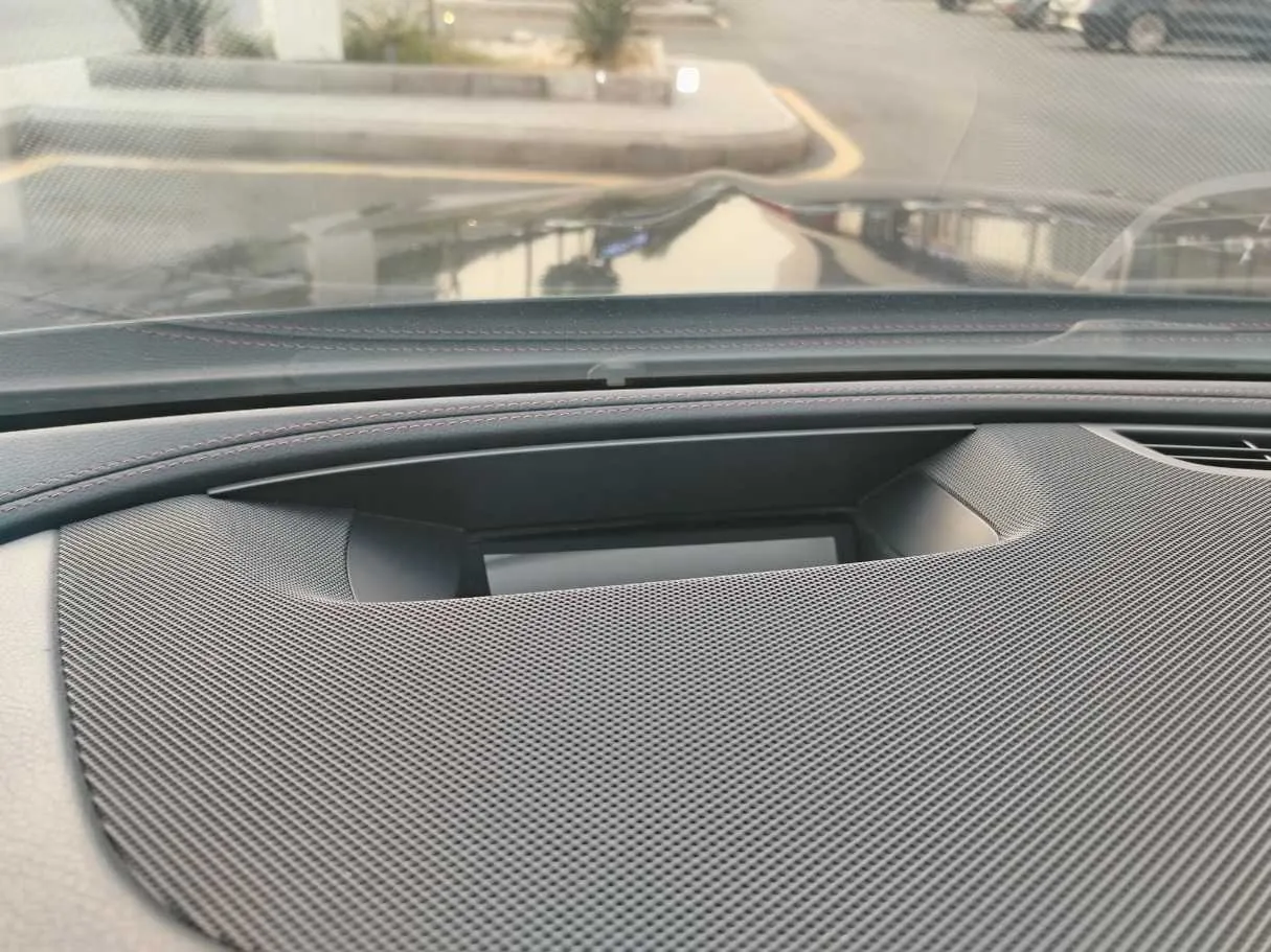 Car image 43
