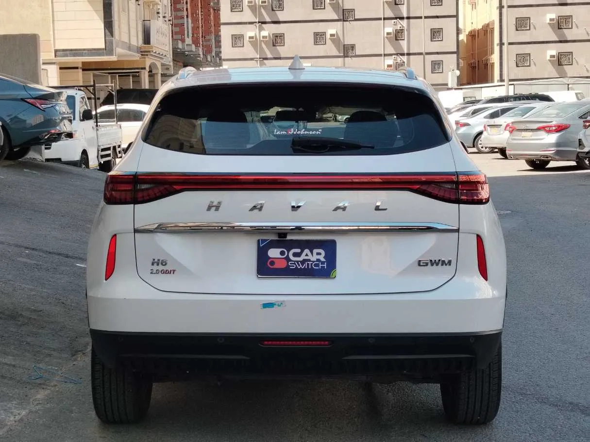 Car image 6