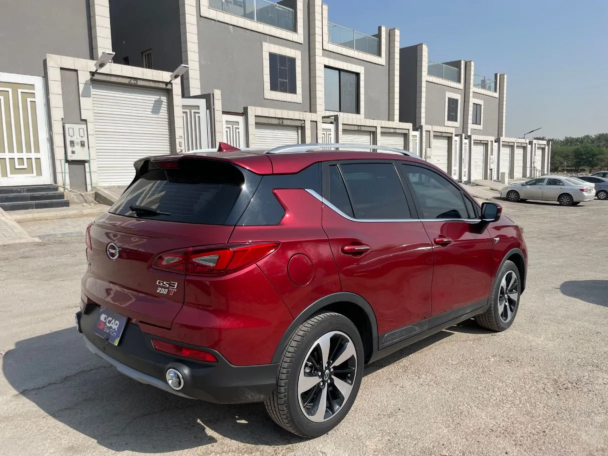 Car image 5
