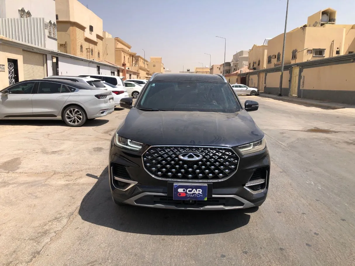 Car image 2