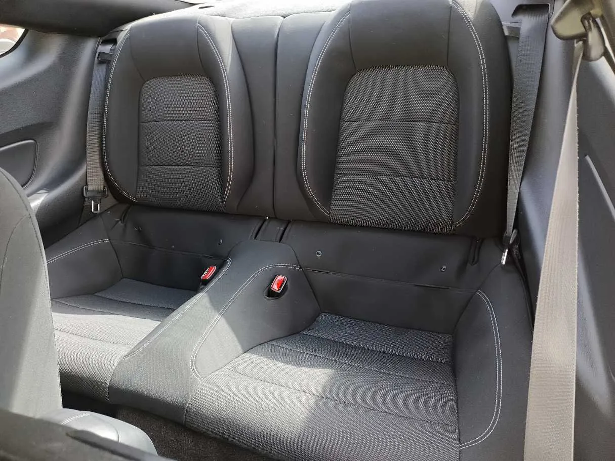 Car image 14
