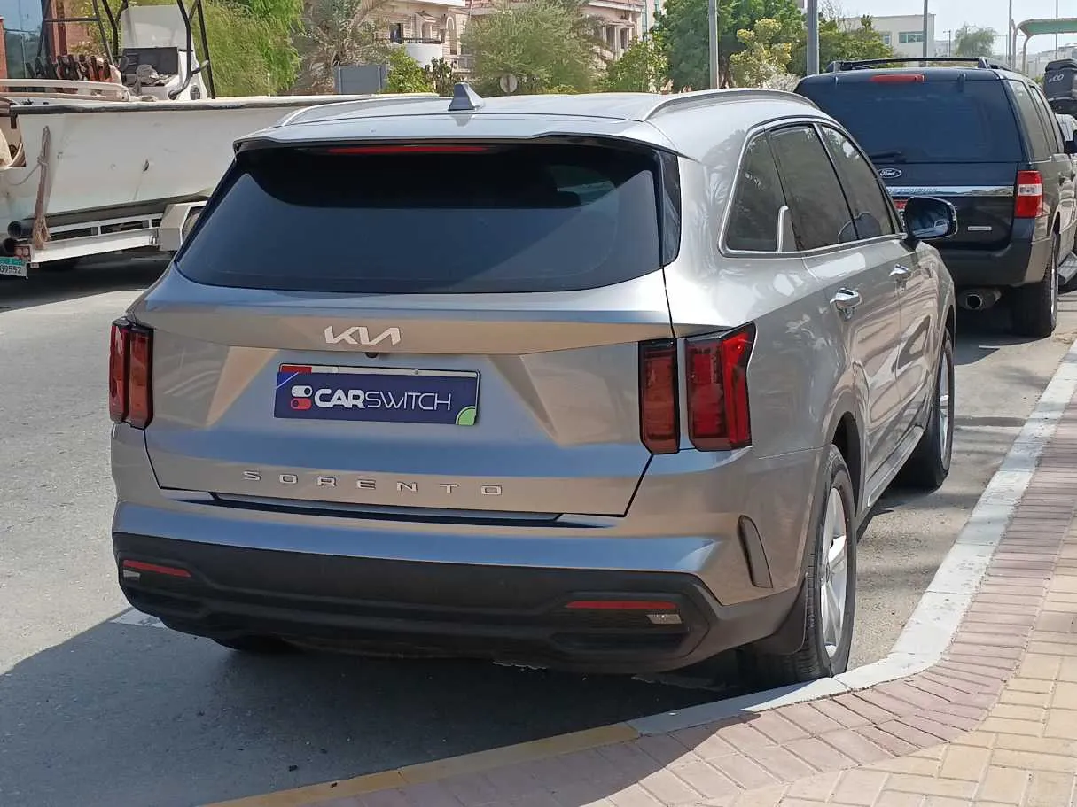 Car image 5