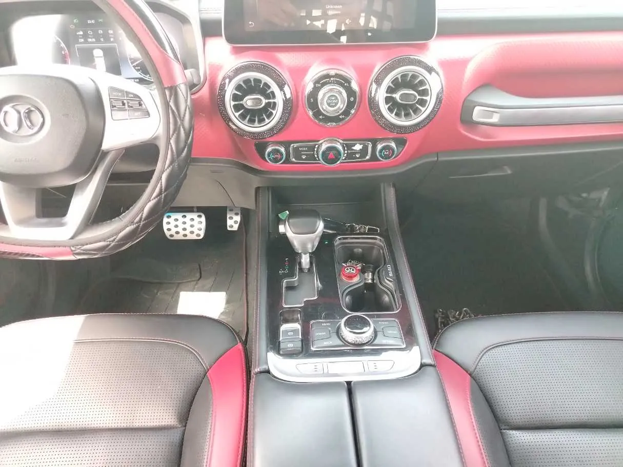 Car image 21