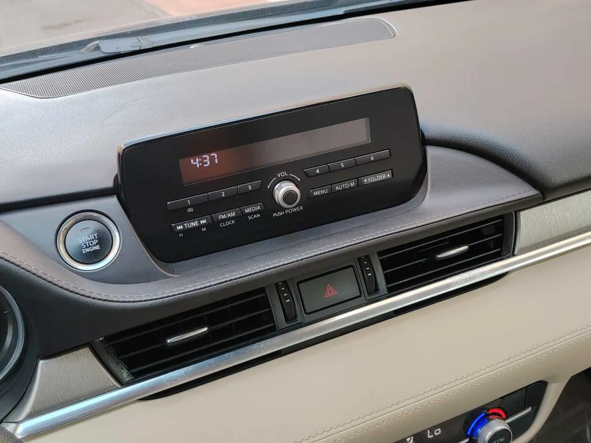 Car image 20