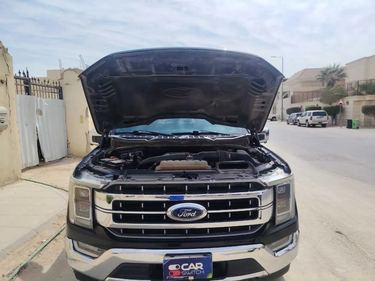 Car image 28