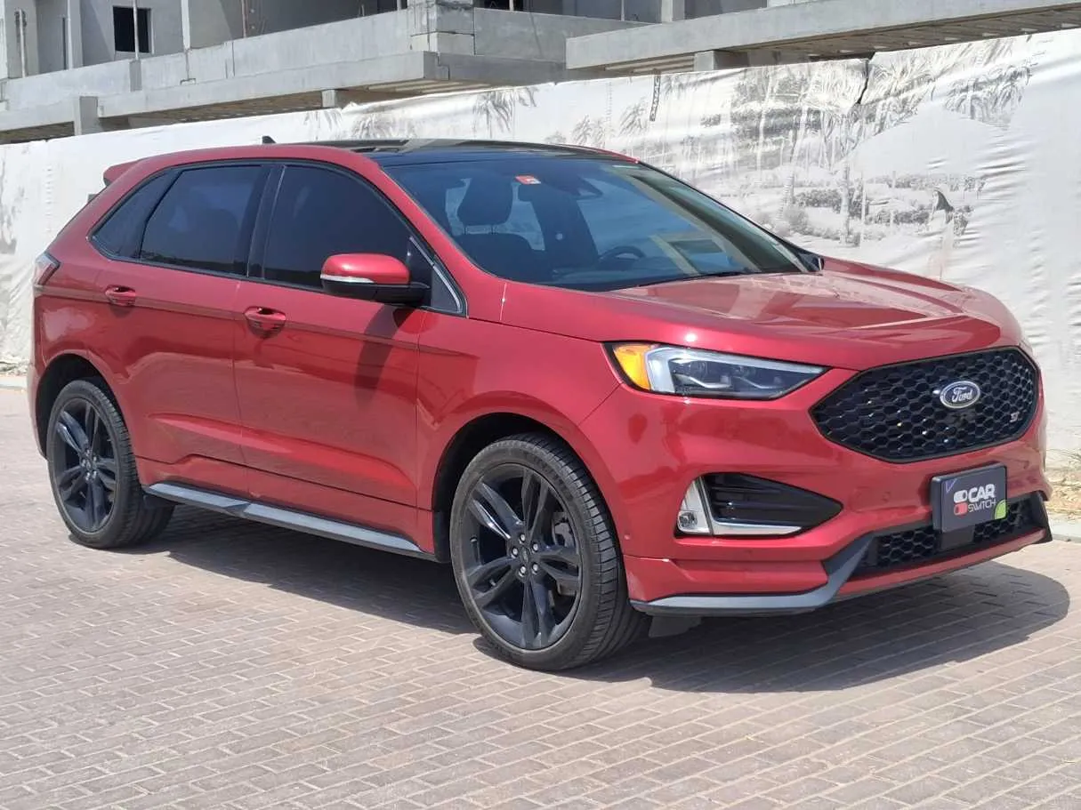 Car image 3