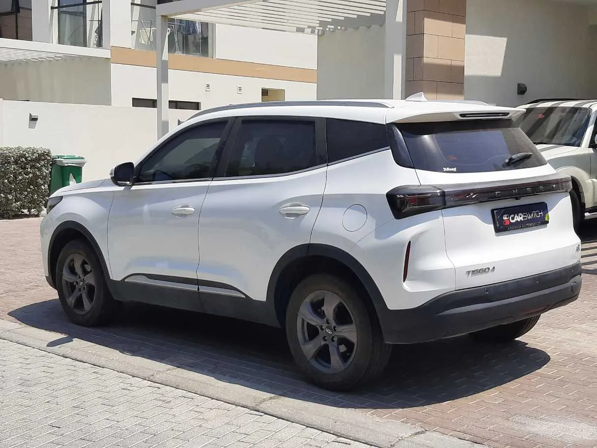 Car image 7