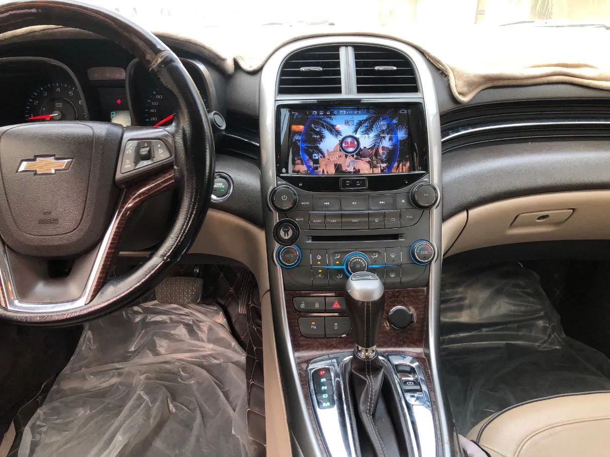 Car image 16