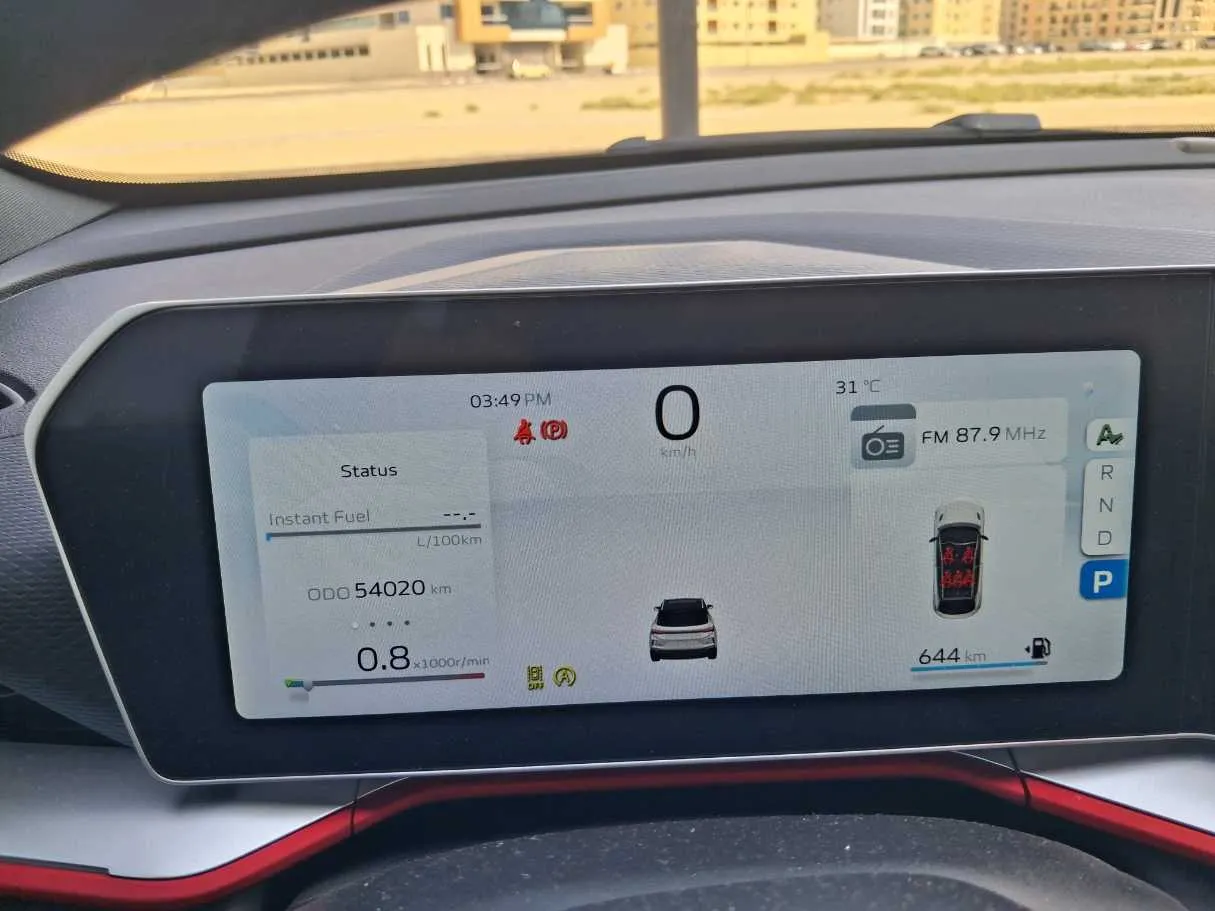Car image 19