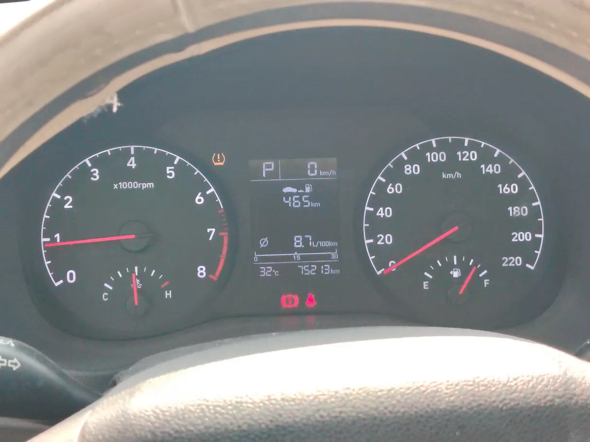 Car image 22