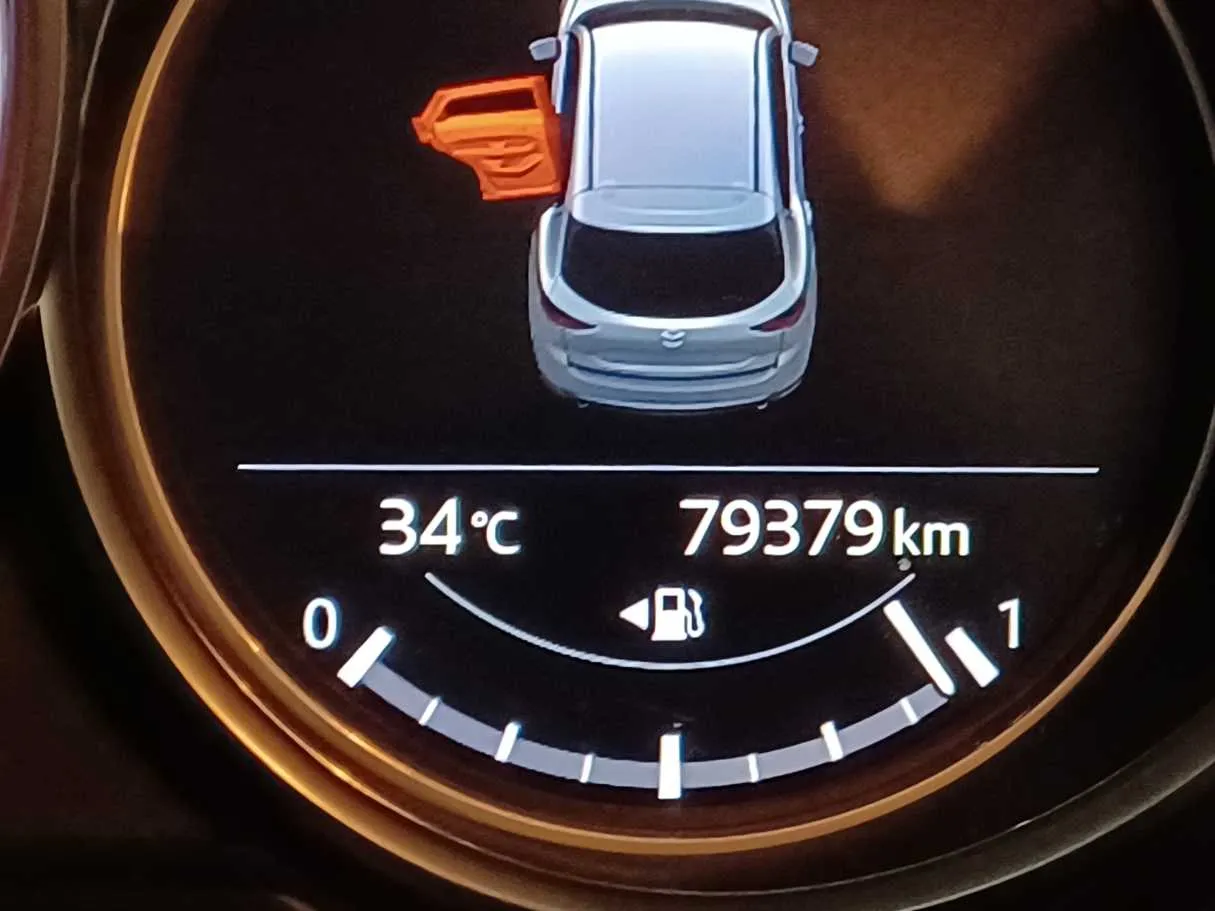 Car image 20