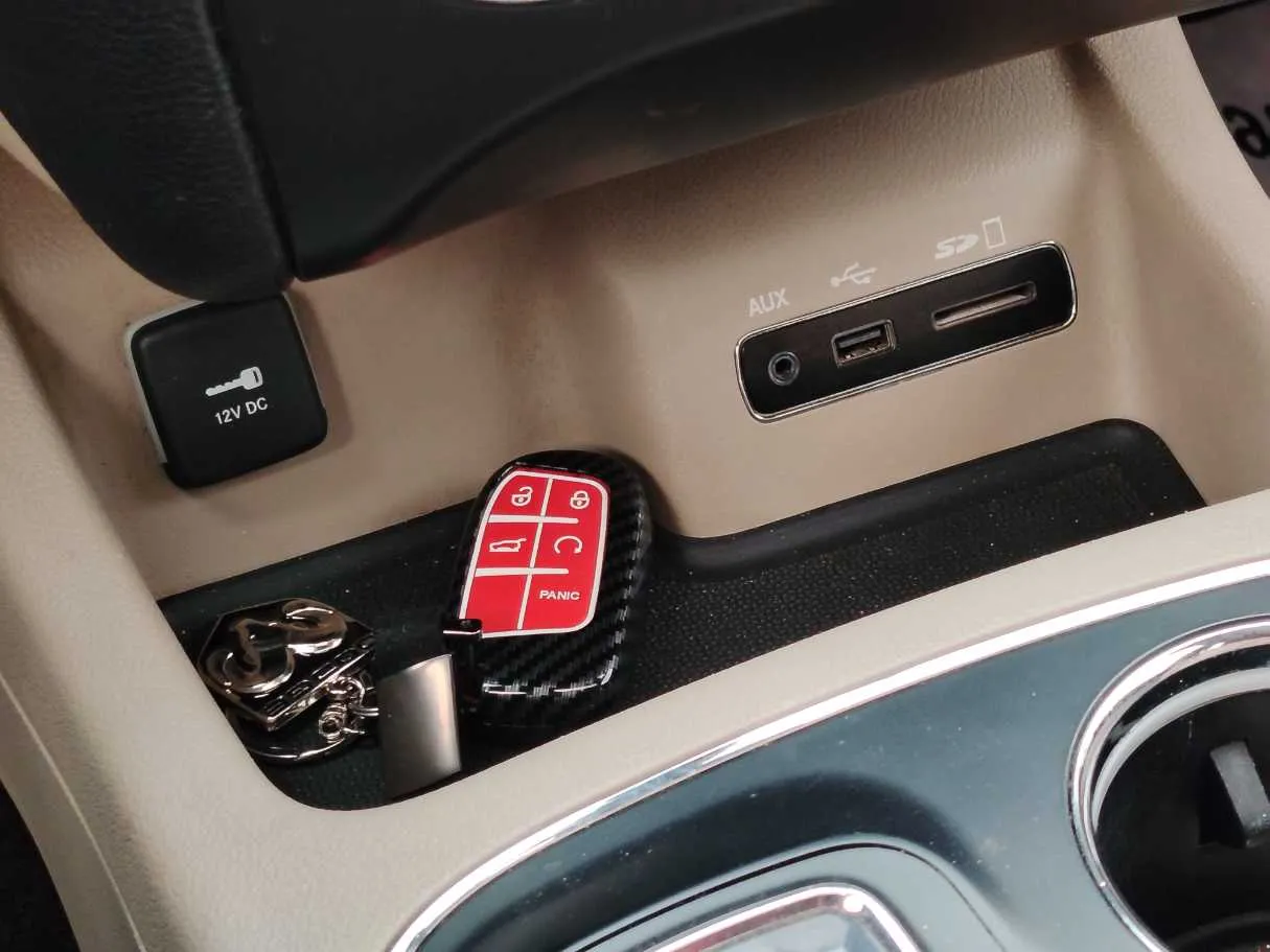 Car image 33