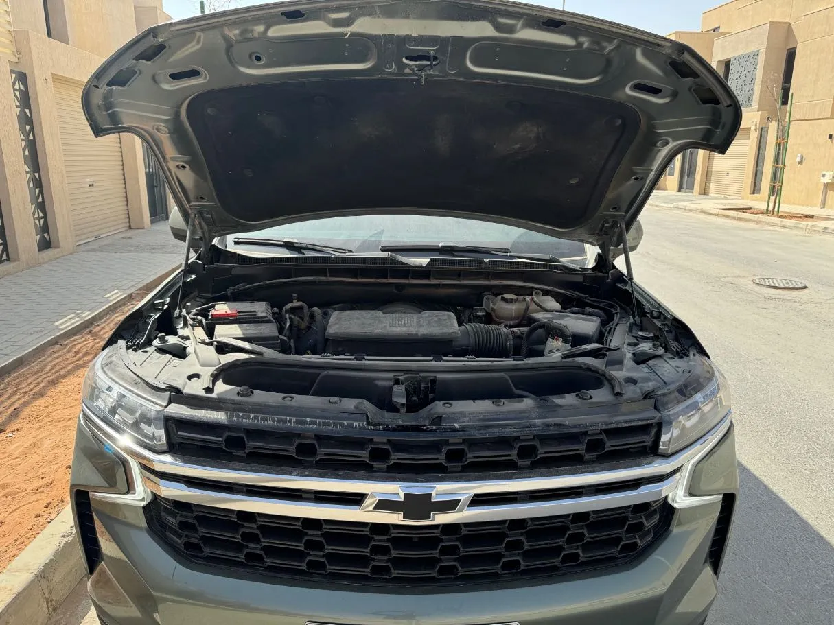 Car image 26