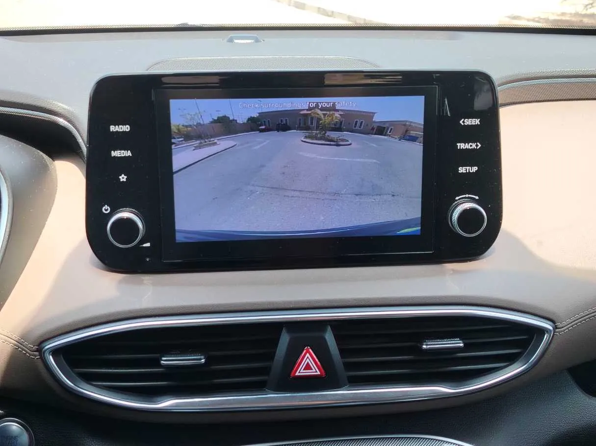 Car image 25