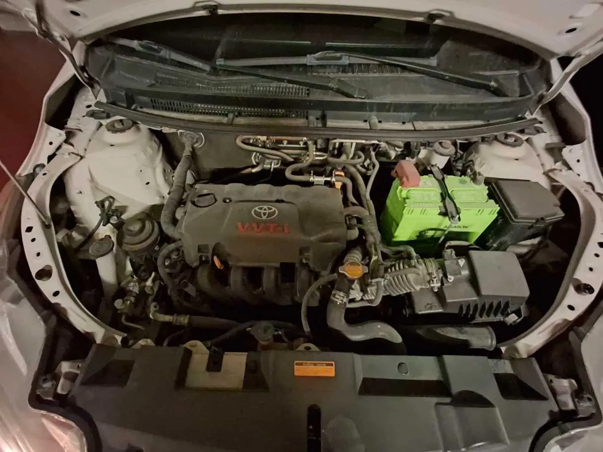 Car image 19