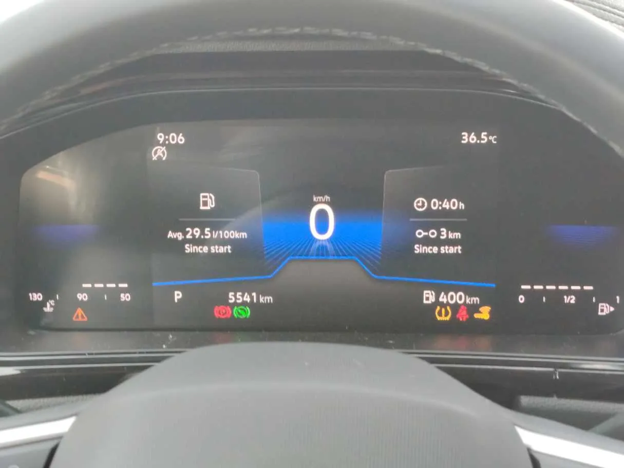 Car image 22