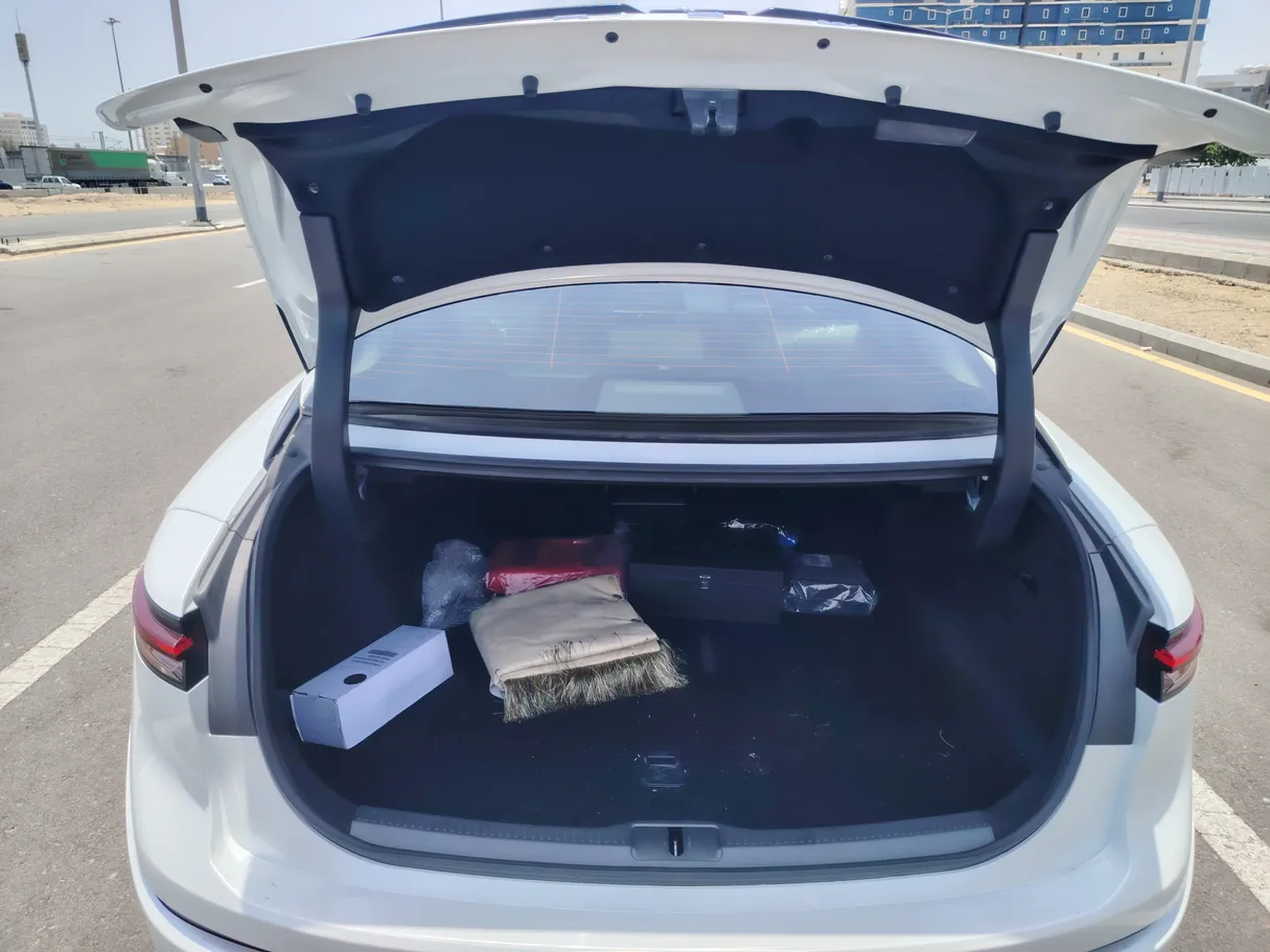 Car image 22