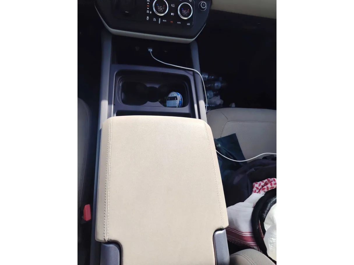 Car image 31