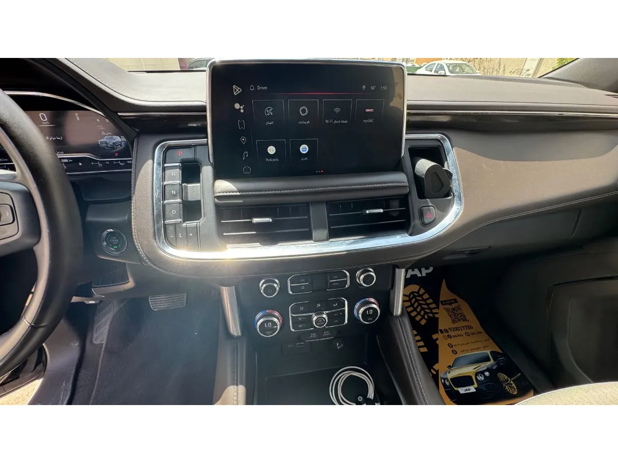 Car image 18