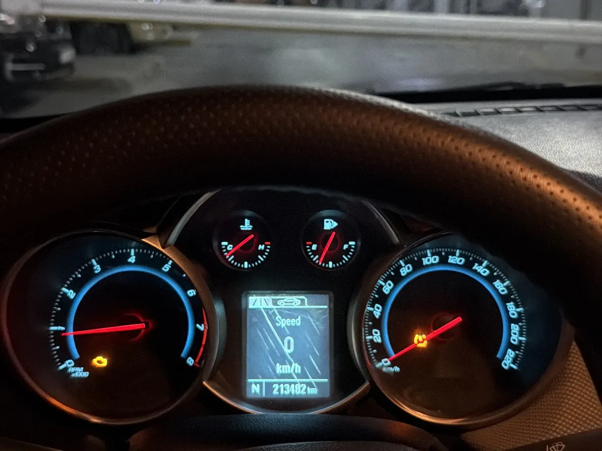 Car image 6