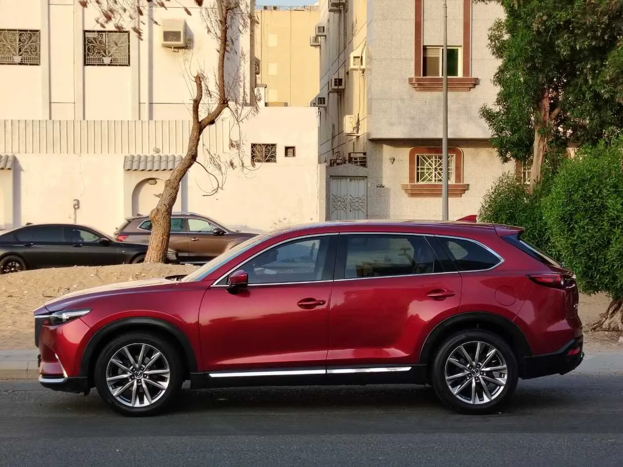 Car image 7