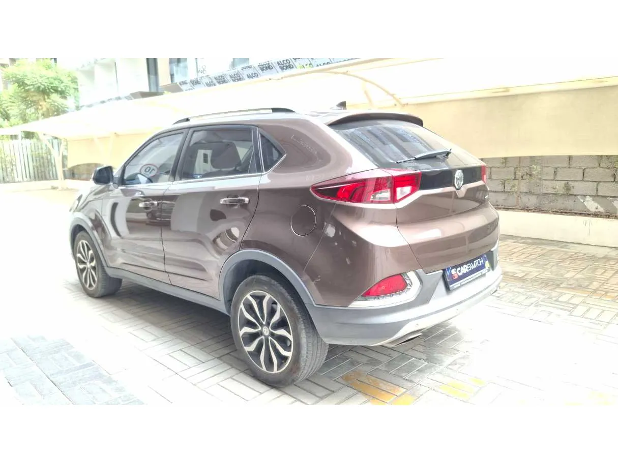 Car image 7