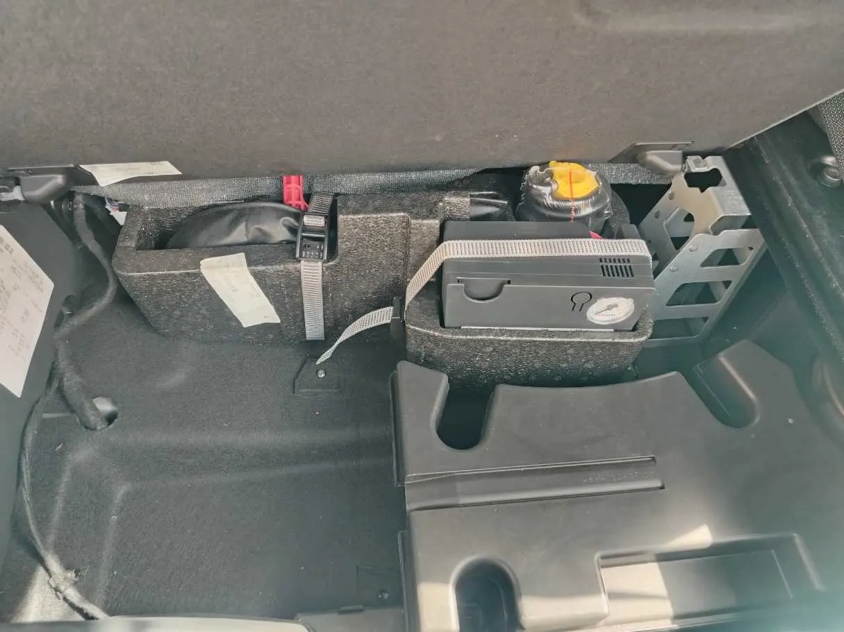 Car image 41